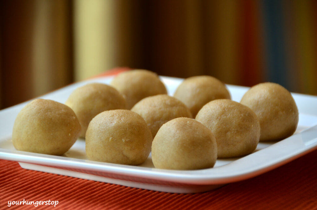 Easy ‘Atta Laddoo’ Recipe in 5 Simple Steps